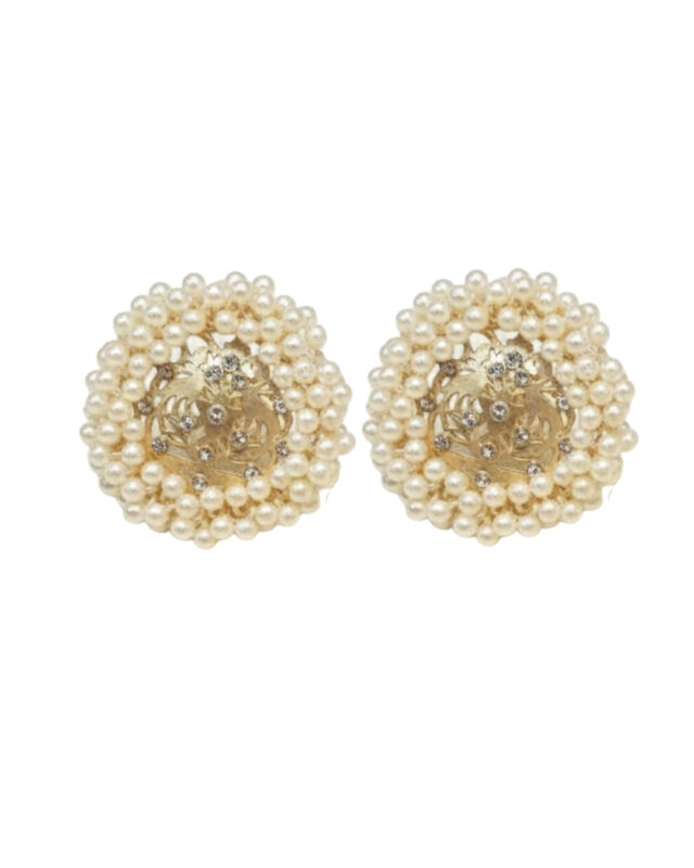 White Pearls Circular Earing with Ring