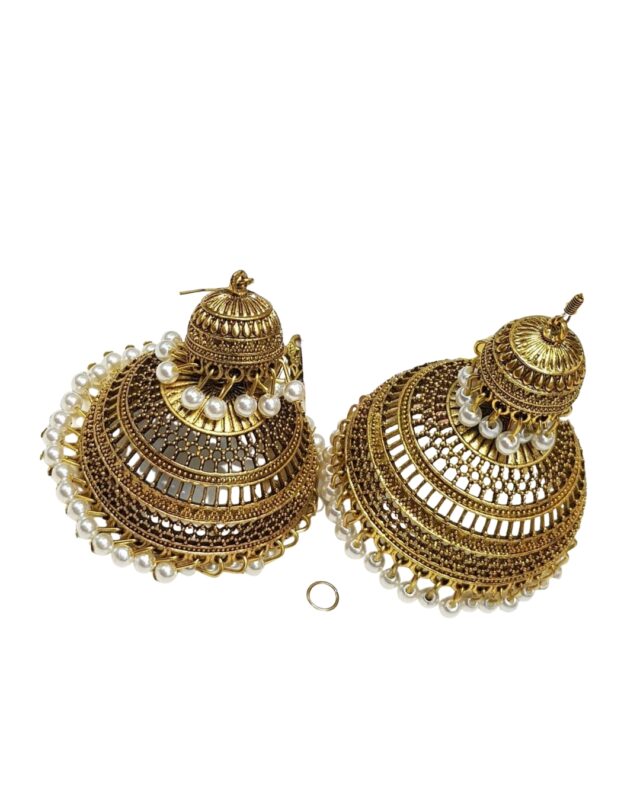Mughal empire inspired quilled traditional jhumka earrings with intricate detailing.