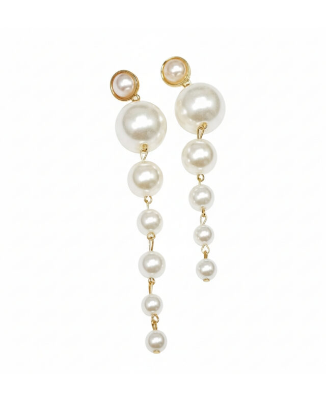 Korean pearl drop earrings