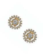 Daisy pearl stud earrings